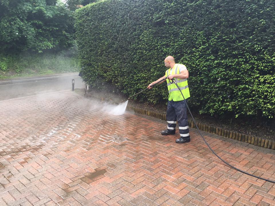Drive Cleaning in Harrow